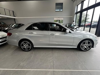 Used Mercedes-Benz E Class 2014 for sale - 79059291: Photo