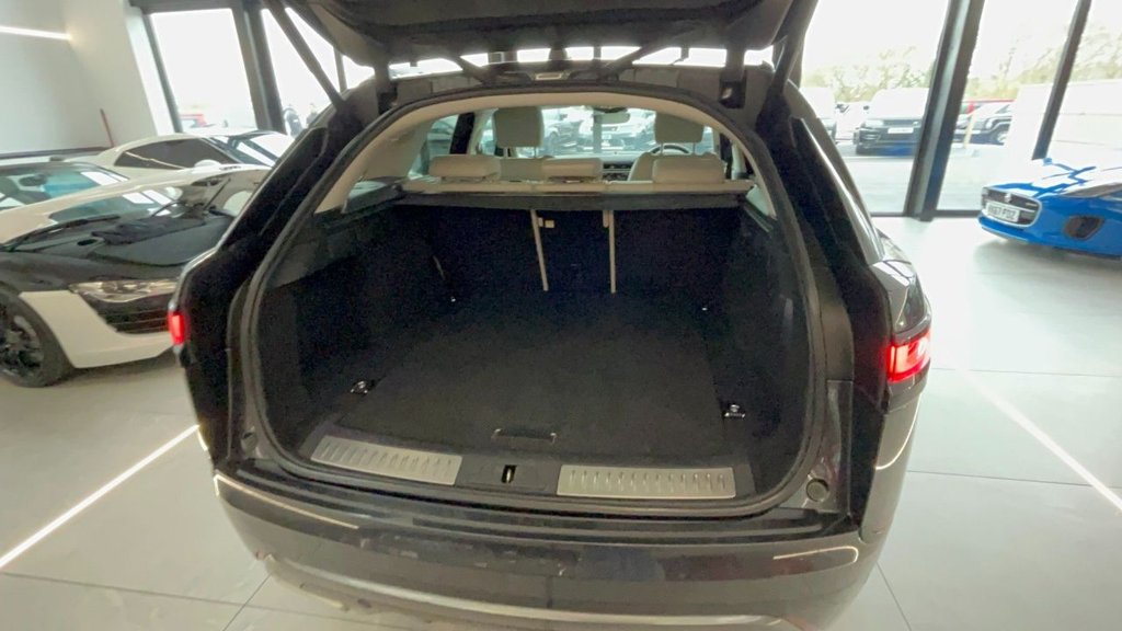 Used Land Rover Range Rover Velar 2017 for sale - 77747973: Photo 15