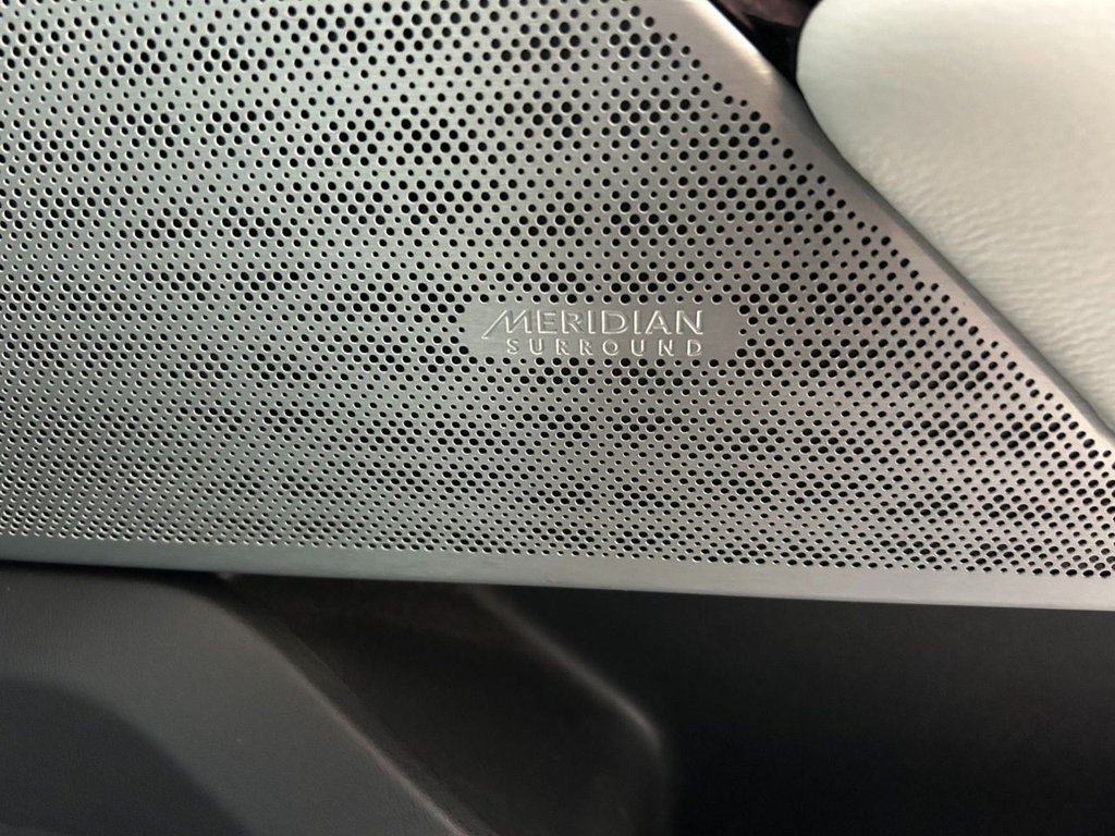 Used Land Rover Range Rover Velar 2017 for sale - 77747973: Photo 28