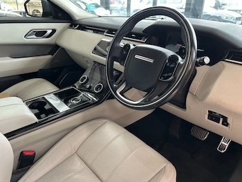 Used Land Rover Range Rover Velar 2017 for sale - 77747973: Photo