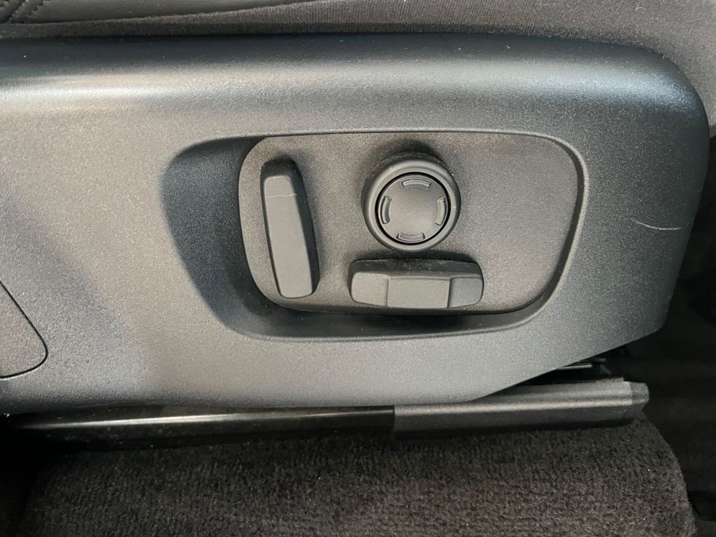 Used Land Rover Range Rover Sport 2018 for sale - 78068904: Photo 32