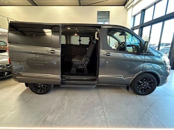 Used Ford Tourneo Custom 2019 for sale - 79518581: Photo