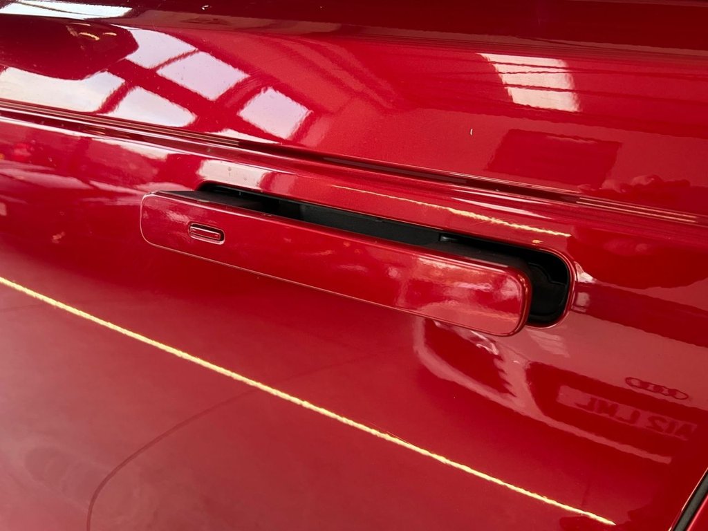 Used Land Rover Range Rover Velar 2017 for sale - 77421866: Photo 24