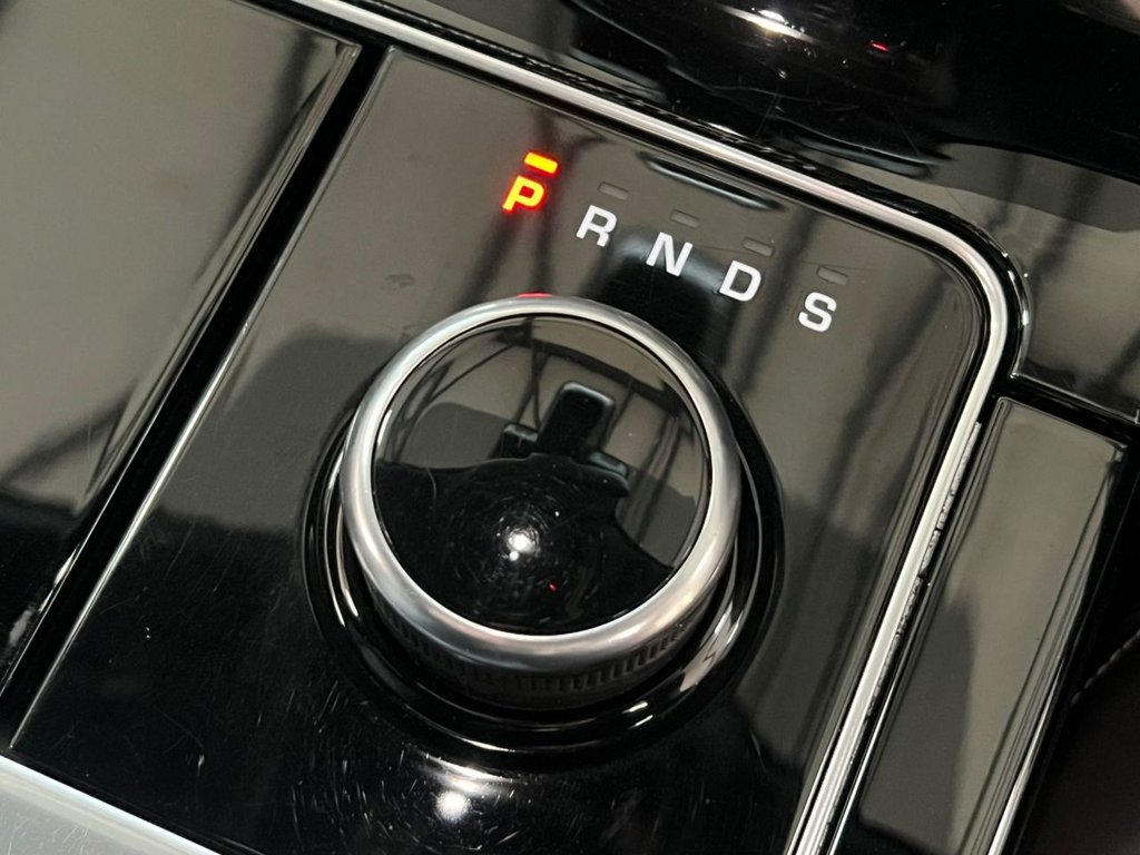 Used Land Rover Range Rover Velar 2017 for sale - 77421866: Photo 40