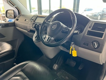 Used Volkswagen Transporter 2014 for sale - 78315310: Photo