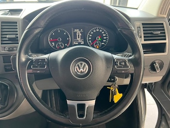 Used Volkswagen Transporter 2014 for sale - 78315310: Photo