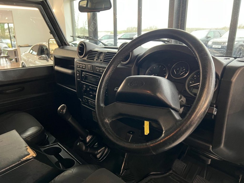 Used Land Rover Defender 2008 for sale - 76973454: Photo 3
