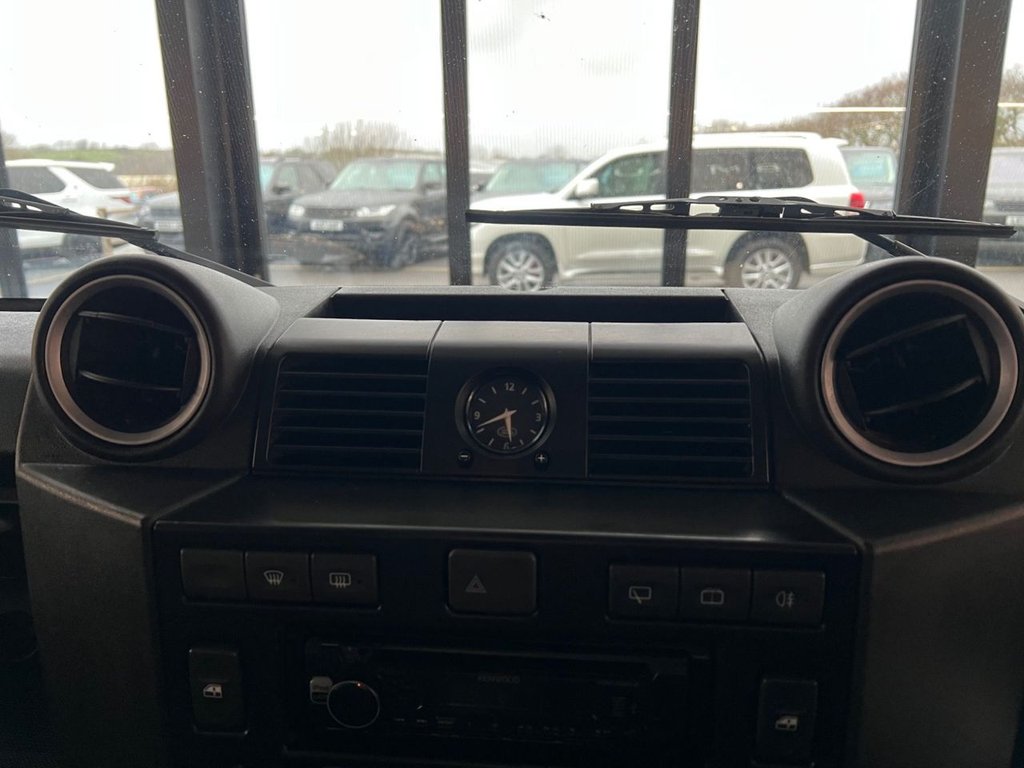 Used Land Rover Defender 2008 for sale - 76973454: Photo 32