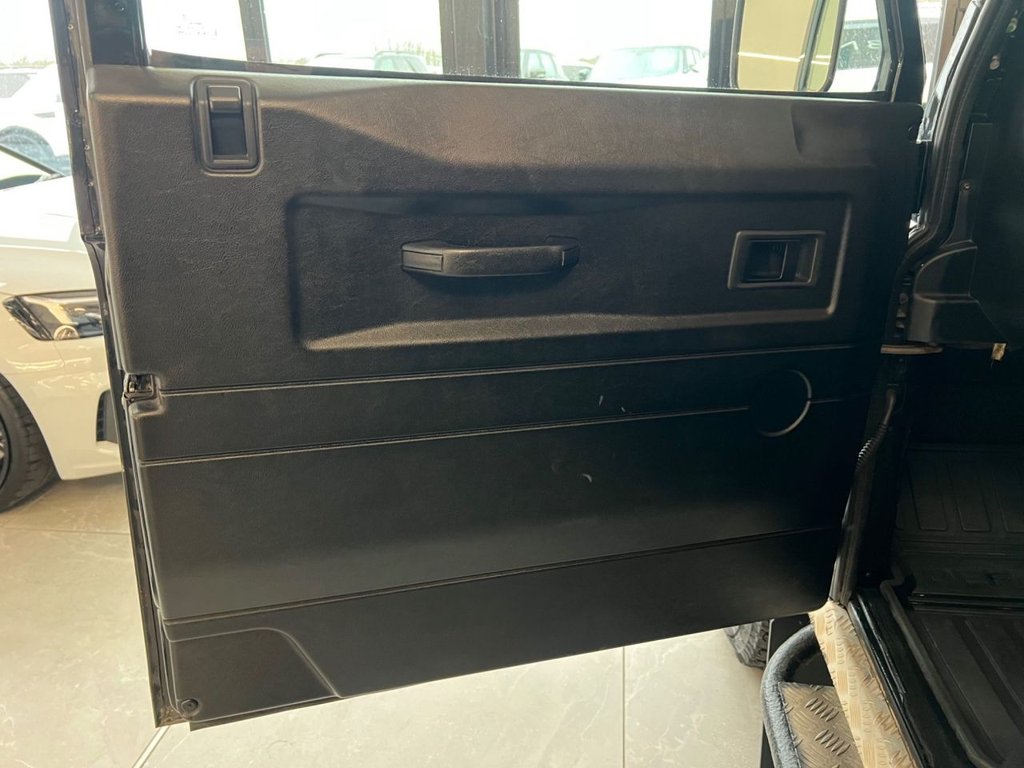 Used Land Rover Defender 2008 for sale - 76973454: Photo 46