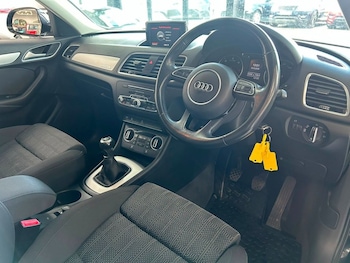 Used Audi Q3 2017 for sale - 79598684: Photo