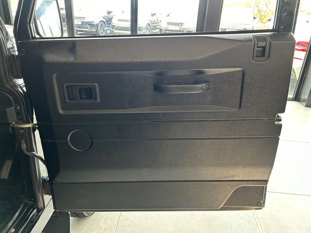 Used Land Rover Defender 2014 for sale - 77654883: Photo 20