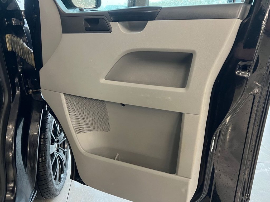 Used Volkswagen Transporter 2014 for sale - 76768151: Photo 28