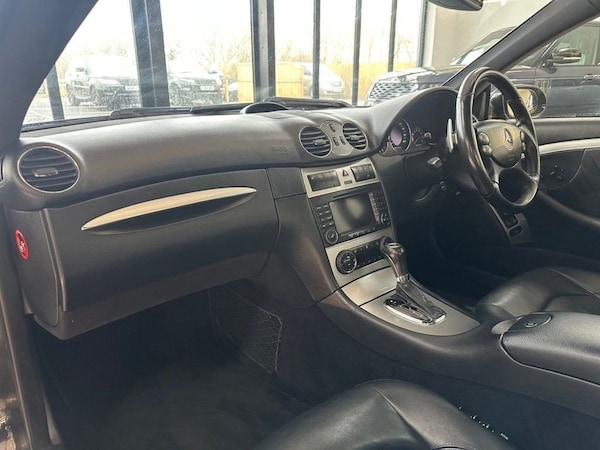 Used Mercedes-Benz CLK 2008 for sale - 73914119: Photo 29