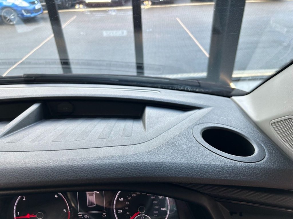 Used Volkswagen Transporter 2021 for sale - 77748244: Photo 35