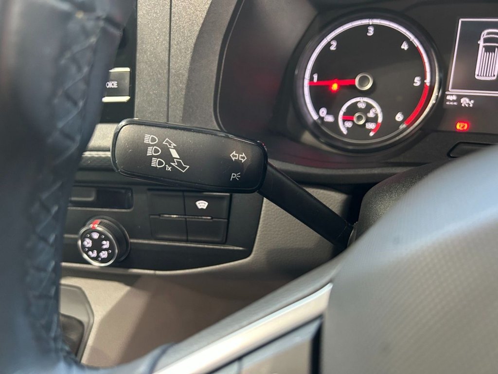 Used Volkswagen Transporter 2021 for sale - 77748244: Photo 38