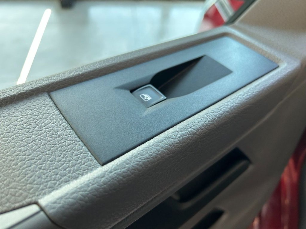 Used Volkswagen Transporter 2021 for sale - 77748244: Photo 50