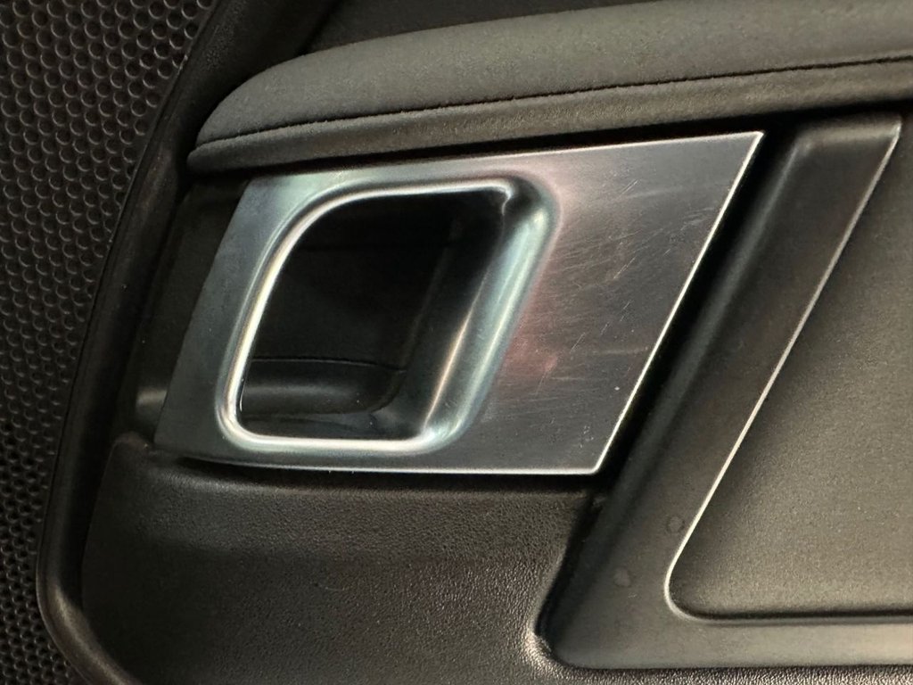 Used Land Rover Discovery 2018 for sale - 76711620: Photo 30