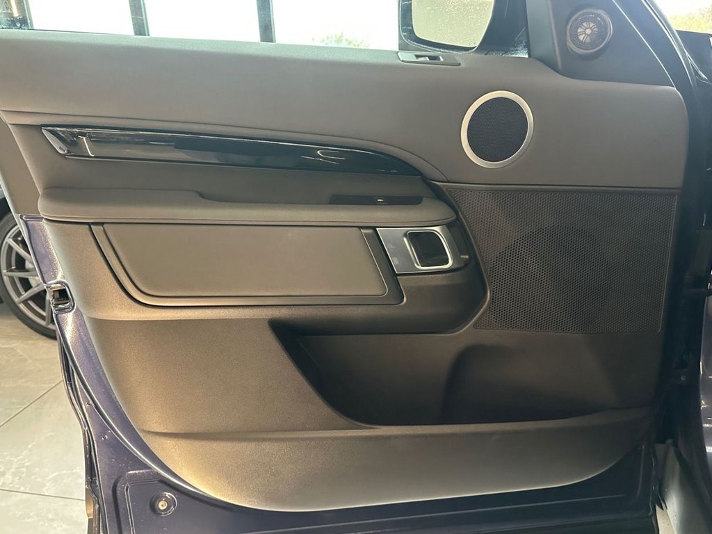 Used Land Rover Discovery 2018 for sale - 76711620: Photo 45