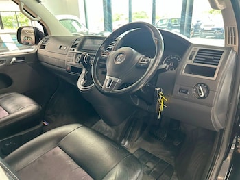 Used Volkswagen Caravelle 2013 for sale - 79385341: Photo