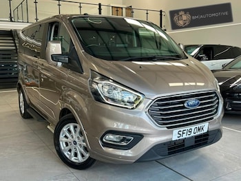 Used Ford Tourneo Custom 2019 for sale - 79313926: Photo