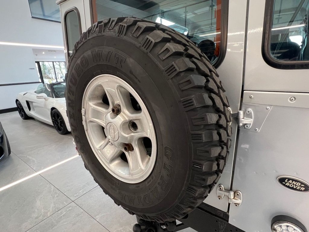 Used Land Rover Defender 2011 for sale - 77421906: Photo 17