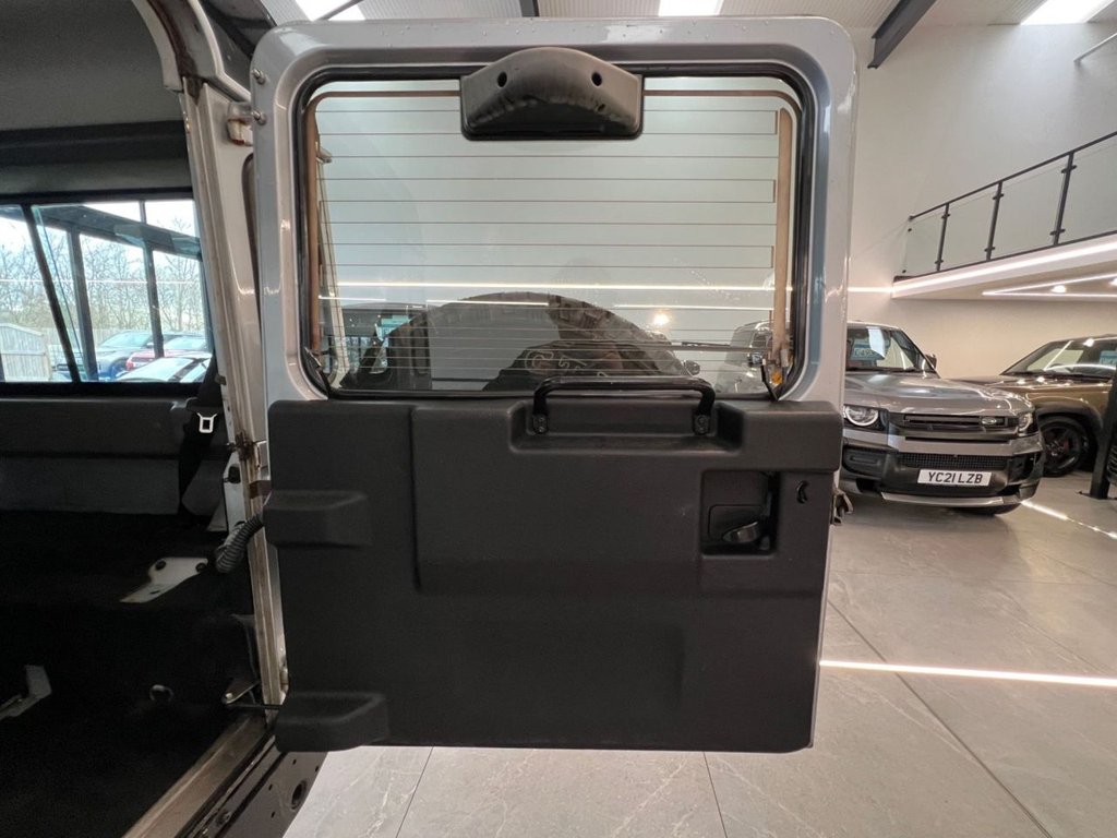 Used Land Rover Defender 2011 for sale - 77421906: Photo 19