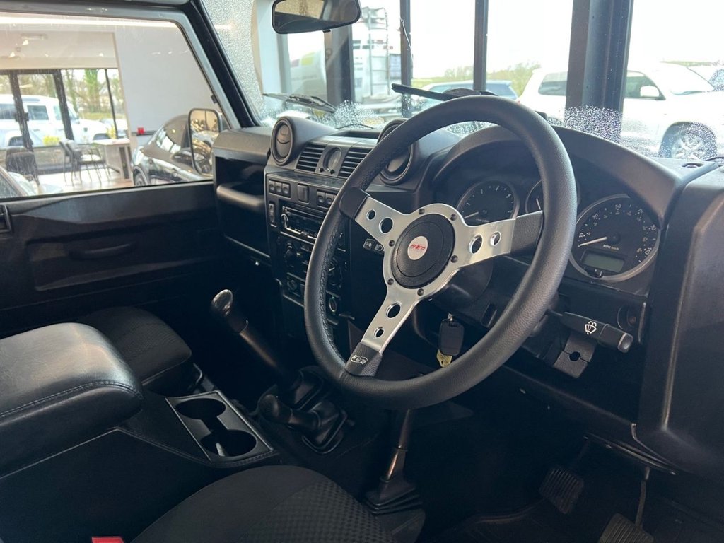 Used Land Rover Defender 2011 for sale - 77421906: Photo 3