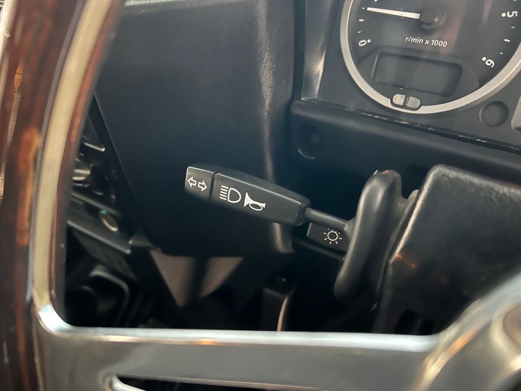 Used Land Rover Defender 2011 for sale - 77421906: Photo 40