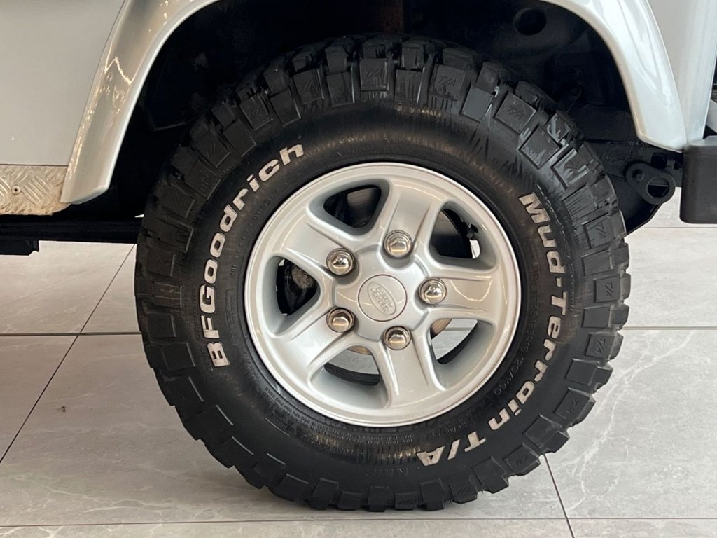 Used Land Rover Defender 2011 for sale - 77421906: Photo 9