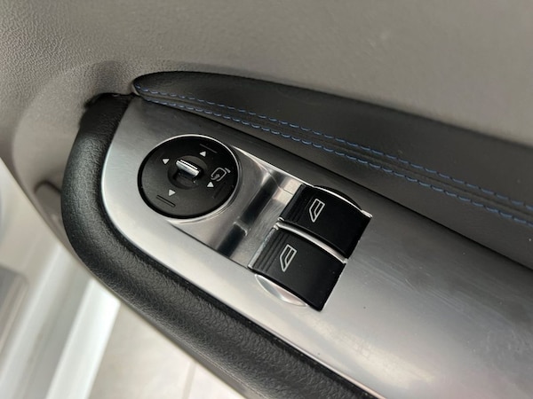 Used Ford Focus 2010 for sale - 75528167: Photo 35