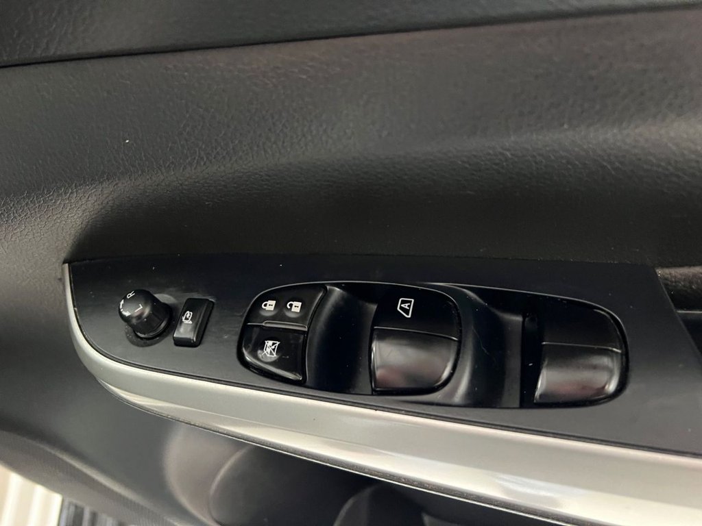 Used Nissan Navara 2019 for sale - 77571509: Photo 25