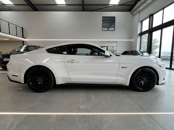 Used Ford Mustang 2016 for sale - 75528168: Photo 2