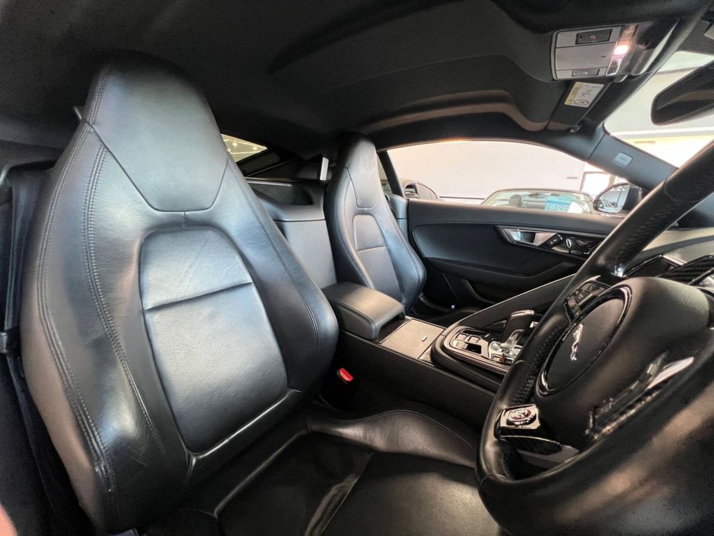 Used Jaguar F-Type 2016 for sale - 77227290: Photo 32
