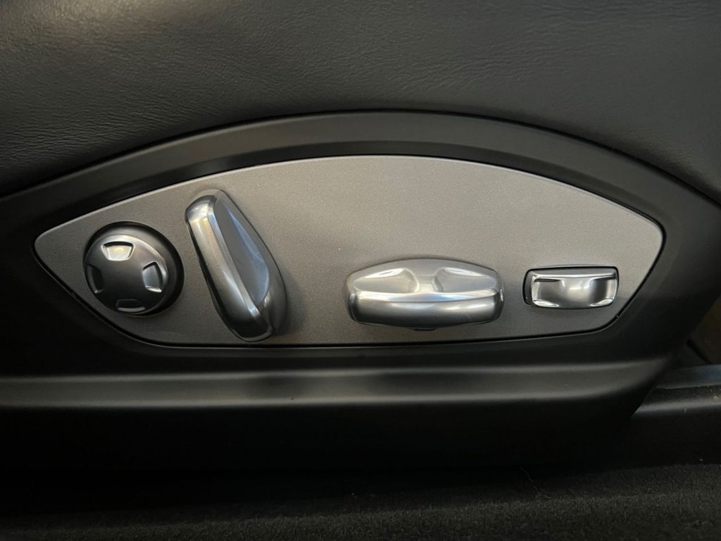 Used Porsche Panamera 2010 for sale - 77384068: Photo 36