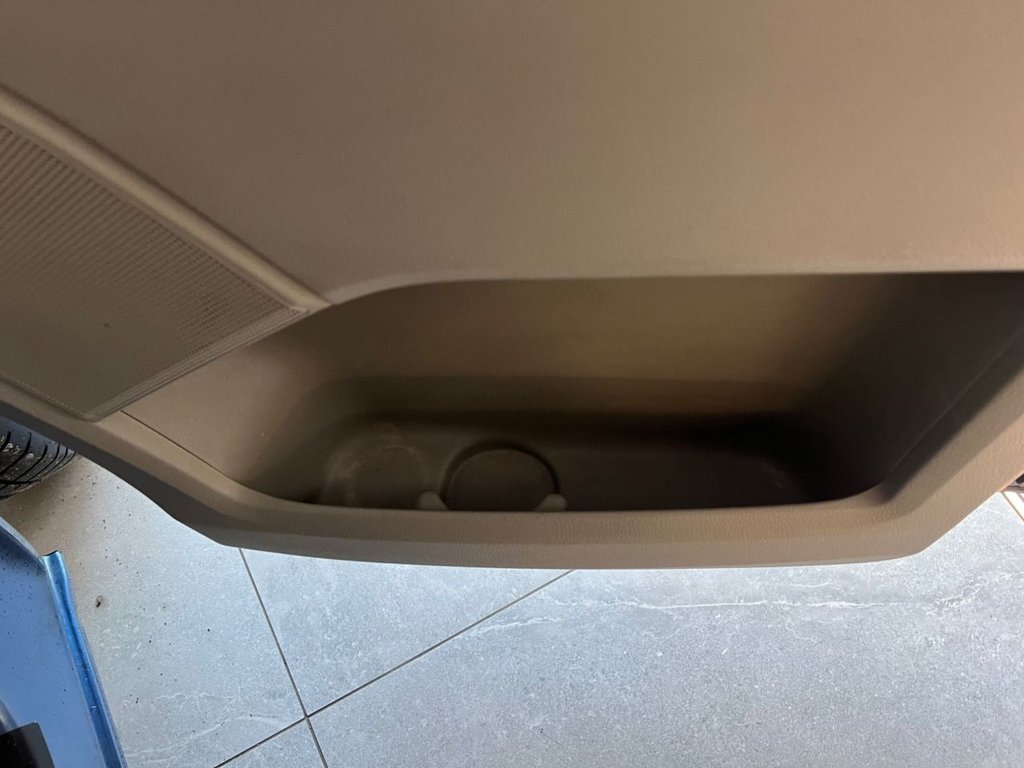 Used Volkswagen Transporter Shuttle 2018 for sale - 77133238: Photo 26