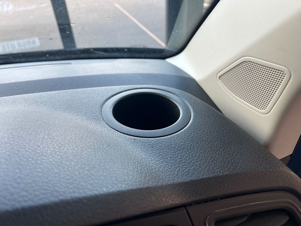 Used Volkswagen Transporter Shuttle 2018 for sale - 77133238: Photo 36