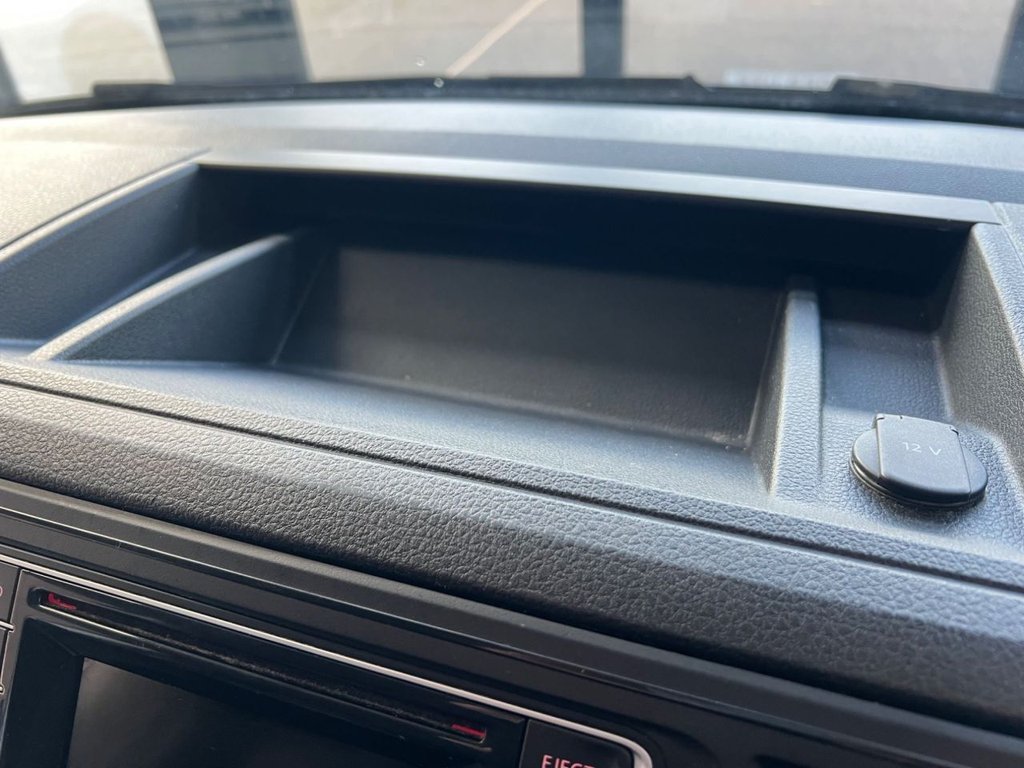 Used Volkswagen Transporter Shuttle 2018 for sale - 77133238: Photo 37