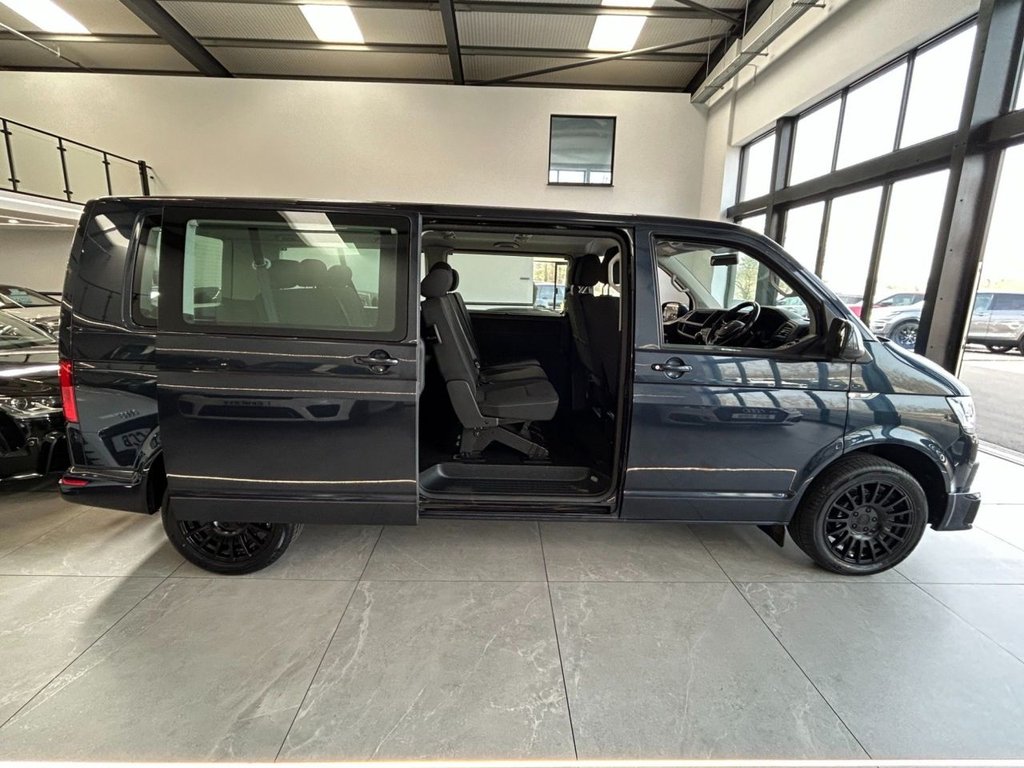 Used Volkswagen Transporter Shuttle 2016 for sale - 77990959: Photo 10