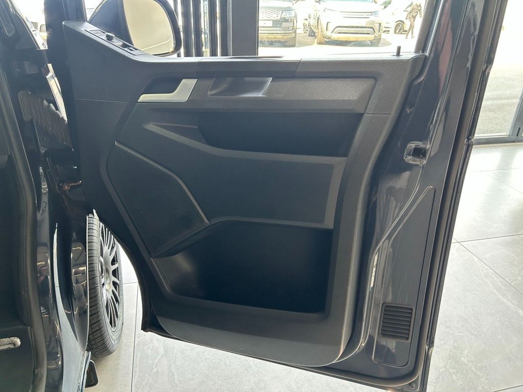 Used Volkswagen Transporter Shuttle 2016 for sale - 77990959: Photo 23