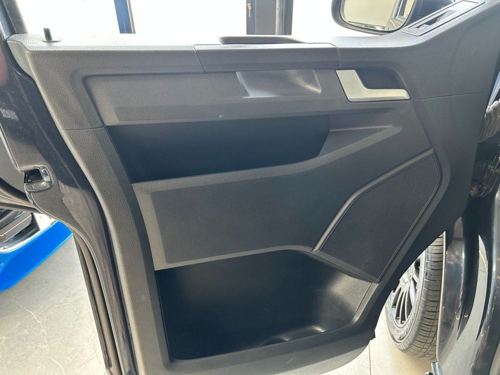 Used Volkswagen Transporter Shuttle 2016 for sale - 77990959: Photo 45