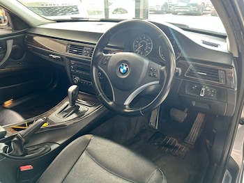 Used BMW 3 Series 2011 for sale - 79422961: Photo