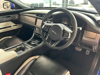 Used Jaguar XF 2016 for sale - 79466032: Photo