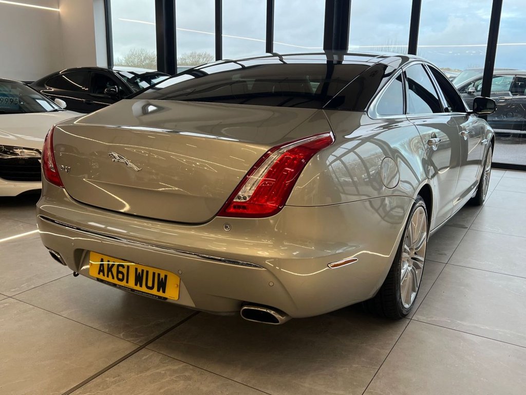 Used Jaguar XJ 2011 for sale - 77302844: Photo 12
