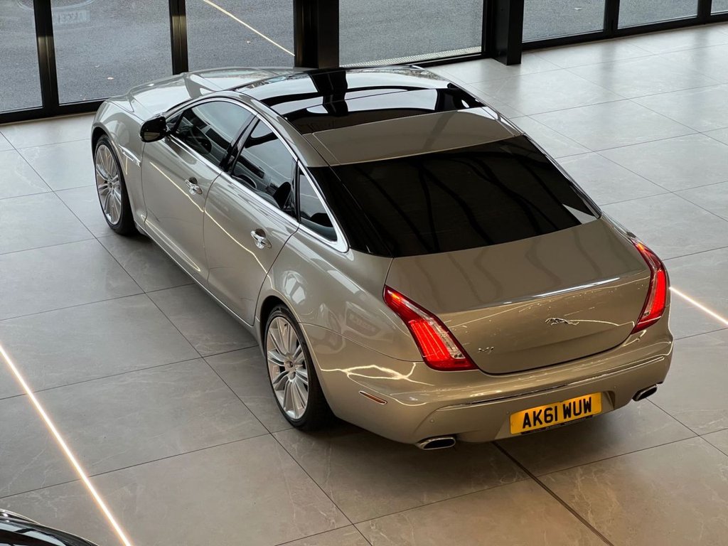 Used Jaguar XJ 2011 for sale - 77302844: Photo 21