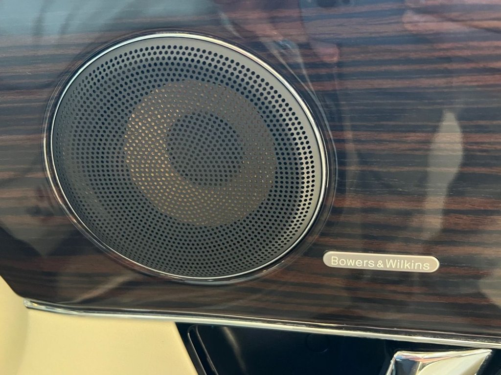 Used Jaguar XJ 2011 for sale - 77302844: Photo 31