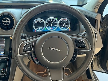 Used Jaguar XJ 2011 for sale - 77302844: Photo