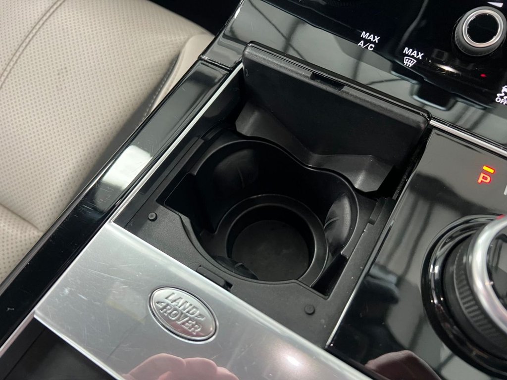 Used Land Rover Range Rover Velar 2017 for sale - 77287830: Photo 42
