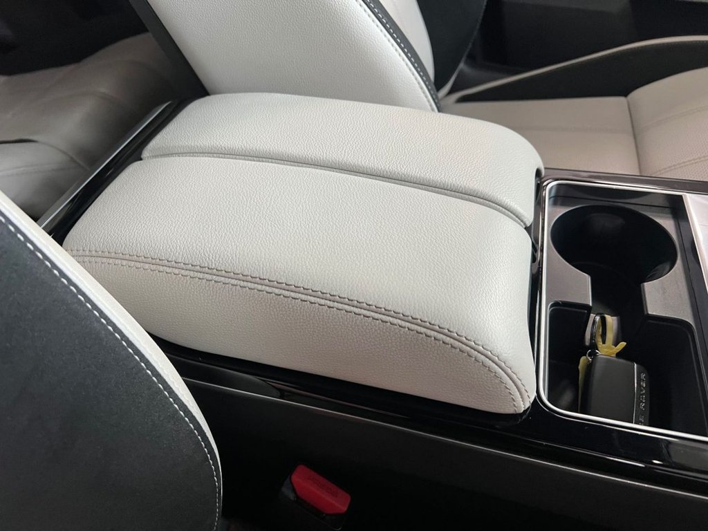 Used Land Rover Range Rover Velar 2017 for sale - 77287830: Photo 46