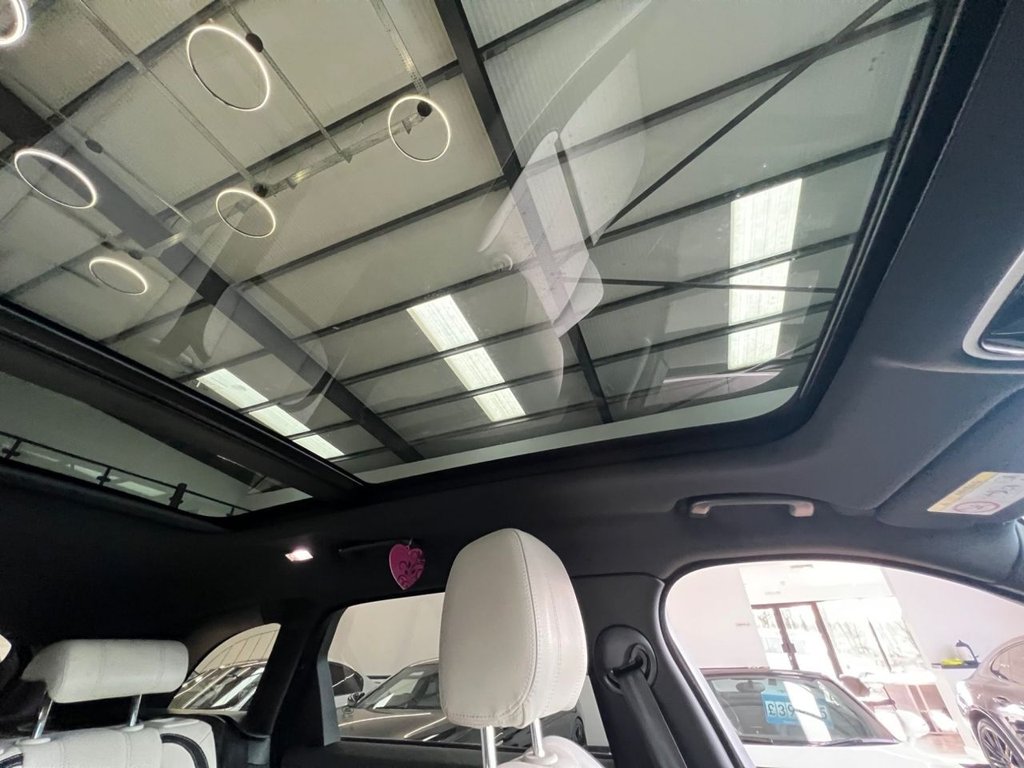 Used Land Rover Range Rover Velar 2017 for sale - 77287830: Photo 48