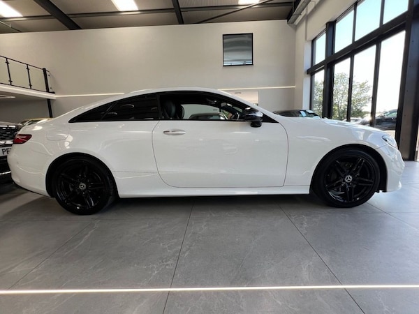 Used Mercedes-Benz E-Class 2018 for sale - 75384301: Photo 2